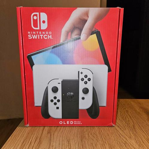 Switch OLED AMPER GEBRUIKT, Games en Spelcomputers, Spelcomputers | Nintendo Switch, Zo goed als nieuw, Switch OLED, Ophalen