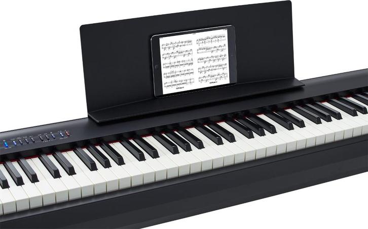 Roland FP-30 digitale piano, Muziek en Instrumenten, Piano's, Gebruikt, Piano, Zwart, Ophalen