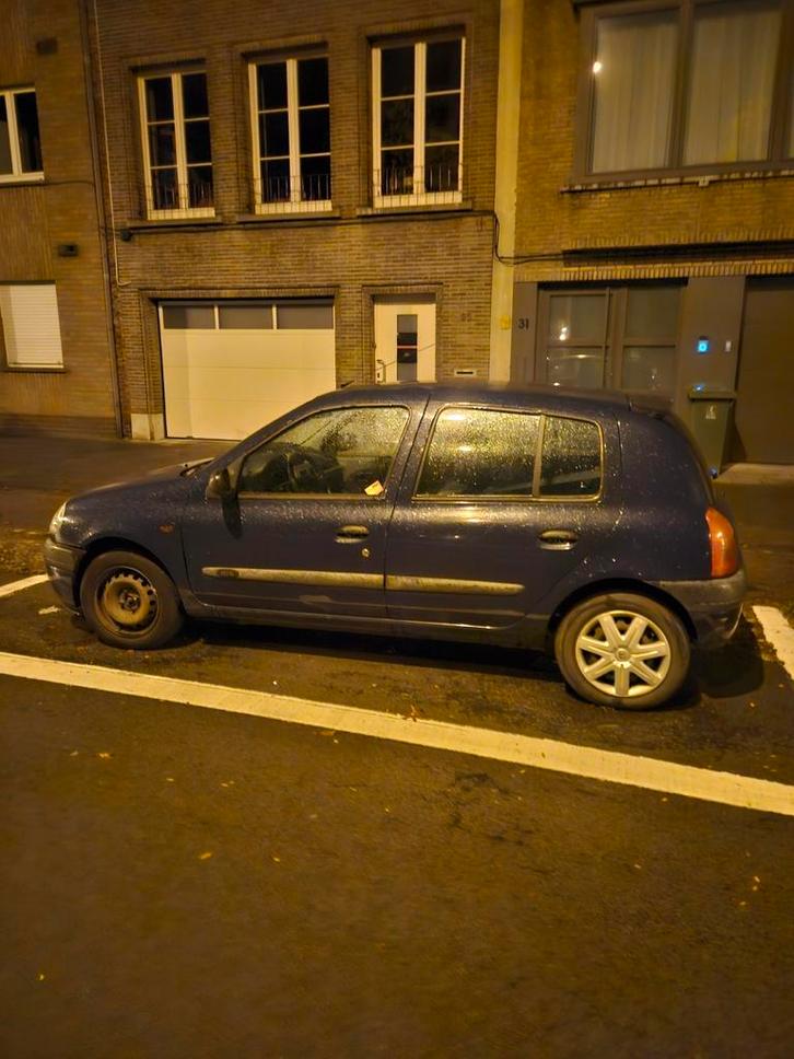 Zuinige en propere beginners auto 1.2 benzine mag in lez, Auto's, Renault, Particulier, Elektrische ramen, Benzine, Ophalen