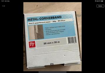 Metal cornerband beschikbaar voor biedingen