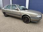 Renault 21 *PETROL-ESSENCE* (bj 1989), Auto's, Oldtimers, Renault, Bedrijf, 5 deurs, Zilver of Grijs