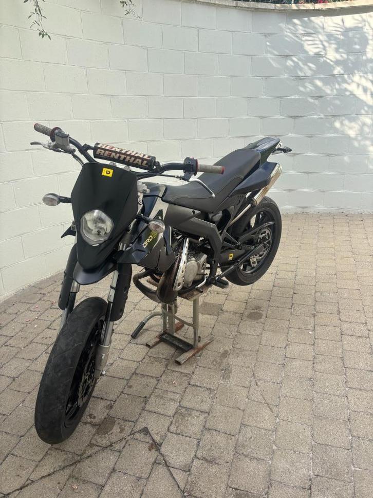 Derbi DRD Evo limited edition, Fietsen en Brommers, Brommers | Derbi, Gebruikt, Klasse B (45 km/u), Ophalen