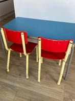 Vintage Tubax kleutertafel en stoelen, Ophalen