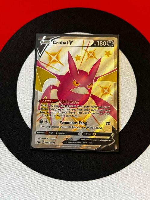 Pokémon - Crobat V - SWSH098 Shiny Promo - NM, Hobby en Vrije tijd, Verzamelkaartspellen | Pokémon, Zo goed als nieuw, Losse kaart