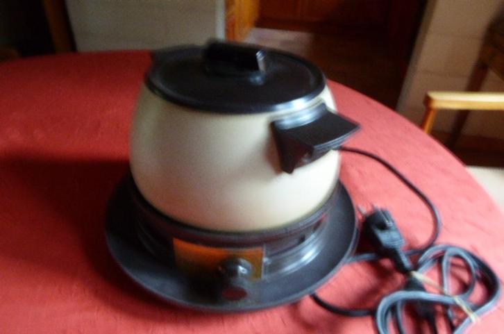 nova fondueset, Elektronische apparatuur, Fonduesets, Zo goed als nieuw, Fondueset, Elektrisch, Ophalen