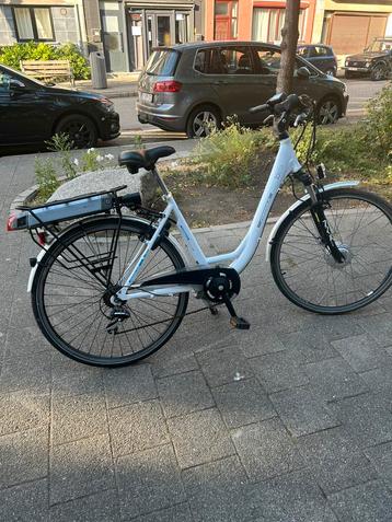 Elektrische fiets formula beschikbaar voor biedingen