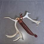 Elandgewei en jachtmes in lederen etui (Lapland), Ophalen