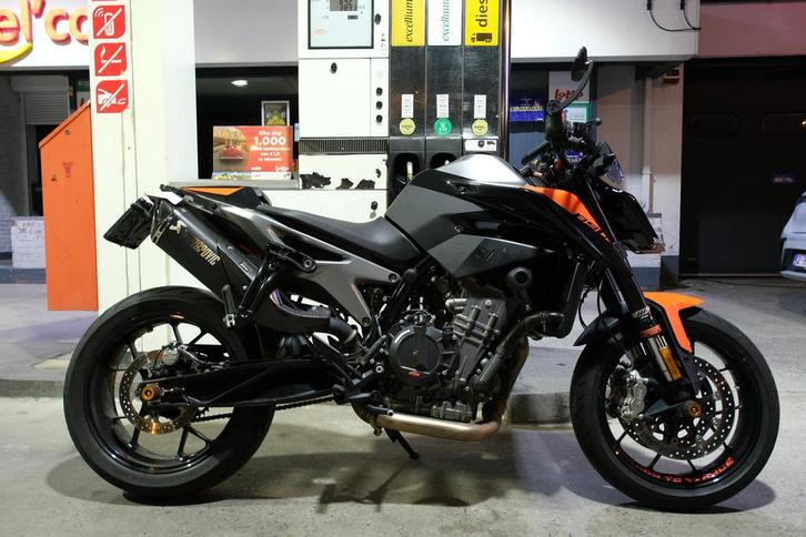 KTM Duke 890 A2 schade, Motos, Motos | KTM, Particulier, ABS, Quickshifter, Échappement sport, Contrôle de traction, Enlèvement ou Envoi