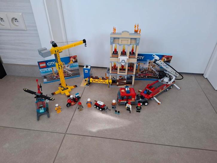 Lego City 60216 - Brandweerkazerne in de stad, Kinderen en Baby's, Speelgoed | Duplo en Lego, Zo goed als nieuw, Lego, Complete set