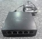 D link switch, Computers en Software, Netwerk switches, Ophalen, Zo goed als nieuw