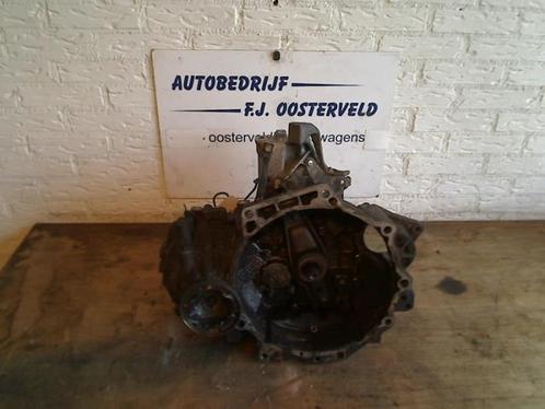 Versnellingsbak van een Volkswagen Golf, Auto-onderdelen, Transmissie en Toebehoren, Volkswagen, Gebruikt, 3 maanden garantie