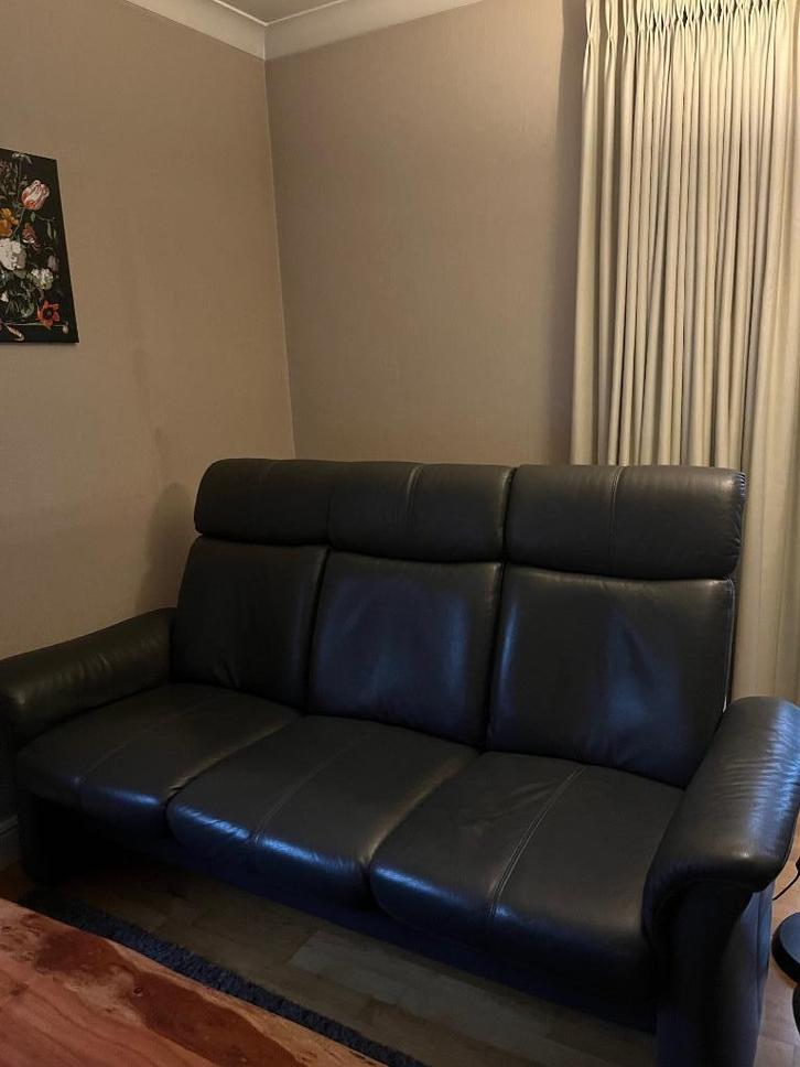 Lederen zetel zwart, Huis en Inrichting, Zetels | Zetels, Gebruikt, Rechte bank, Driepersoons, 150 tot 200 cm, Minder dan 75 cm