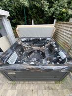 Jacuzzi Wellis Venus 6 personen - Uitstekende staat, Ophalen, Zo goed als nieuw, Filter, Vast