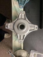 Naven dax, Fietsen en Brommers, Ophalen