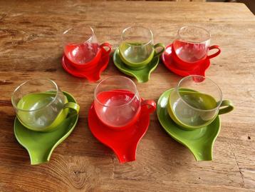Set van 6 x vintage Melitta tas met onderzet bordje, Enlèvement ou Envoi