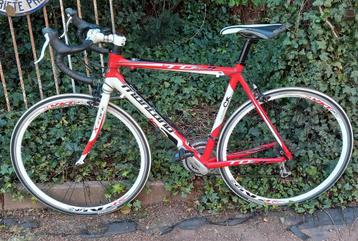 Montana race fiets beschikbaar voor biedingen