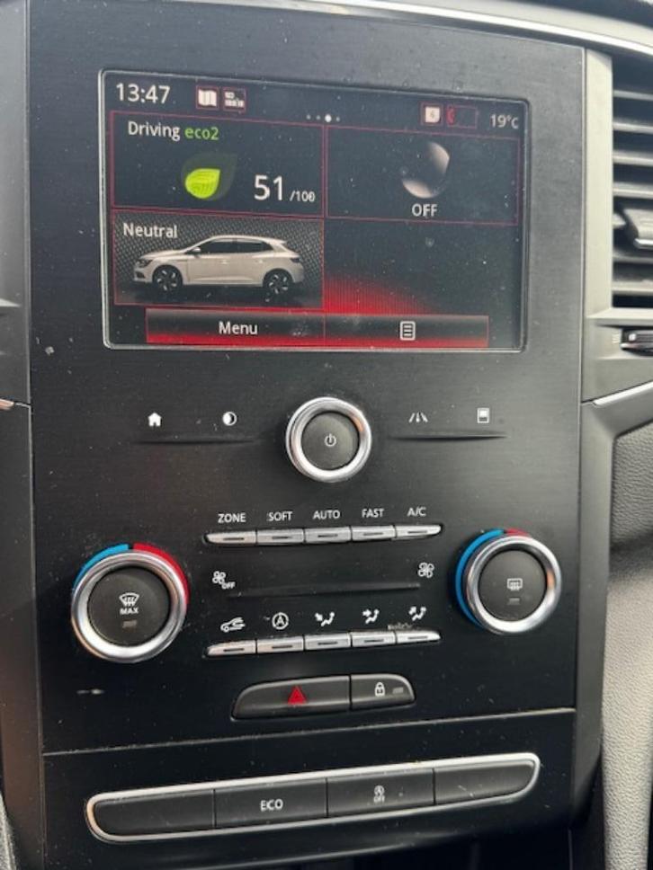 Renault Mégane, Auto's, Renault, Particulier, Mégane, Benzine, Euro 6, Berline, 5 deurs, Handgeschakeld, Blauw, Zwart, Overige bekleding