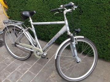 Herenfiets beschikbaar voor biedingen