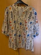 Blouse met bloemen S/M, Kleding | Dames, Blouses en Tunieken, Ophalen of Verzenden, Nieuw, Maat 36 (S), Wit
