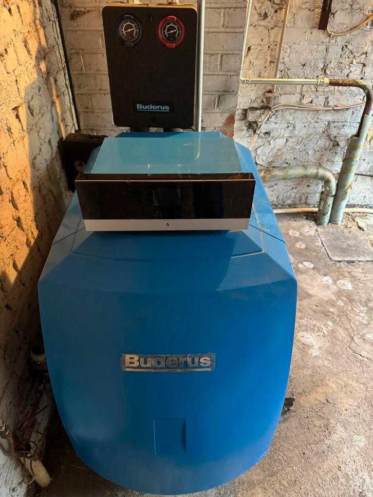 Verwarmingsketel Buderus, Doe-het-zelf en Bouw, Verwarming en Radiatoren, Zo goed als nieuw, Overige typen, 80 cm of meer, Minder dan 60 cm