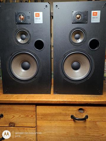 JBL TLX8 luidsprekers 