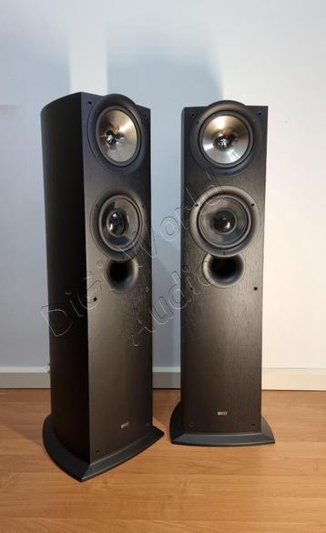 KEF IQ70 in de elegante kleur black ash beschikbaar voor biedingen