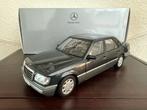 Mercedes E320 1/18 Autoart Nautikblauw dealer zeer zeldzaam!, Hobby en Vrije tijd, Ophalen of Verzenden, Zo goed als nieuw