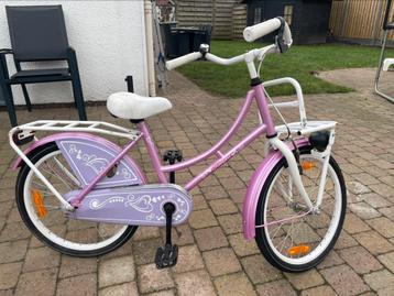 Mooie kinderfiets met torpedo rem beschikbaar voor biedingen