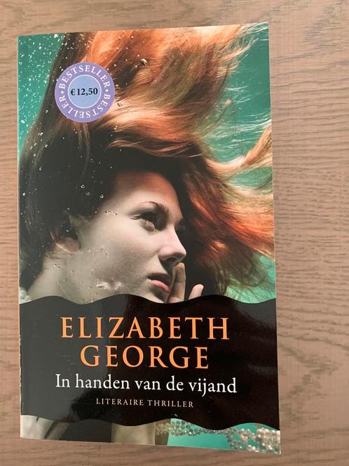 Elizabeth George - In handen van de vijand, Livres, Thrillers, Comme neuf, Enlèvement ou Envoi