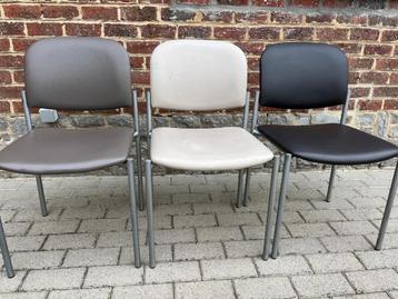 Mooie stevige stoelen disponible aux enchères