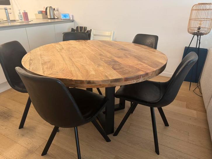 Ronde mangohouten eettafel 130 cm + 5 stoelen – mooie staat, Huis en Inrichting, Tafels | Eettafels, Ophalen