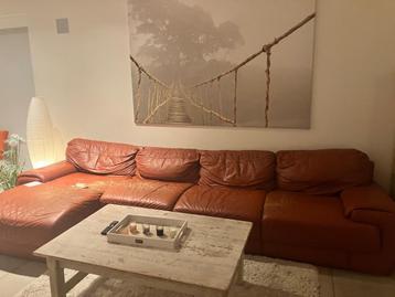 Gratis te geef beschikbaar voor biedingen