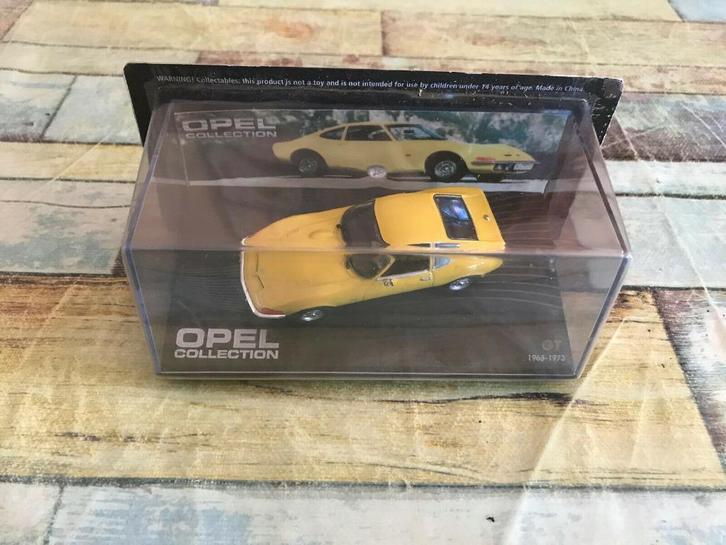OPEL Sport GT 1968 1/43 IXO U.H. Neuve + Boitier Perplex, Hobby en Vrije tijd, Modelauto's | 1:43, Nieuw, Auto, Universal Hobbies