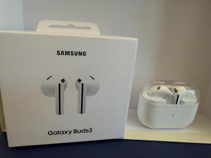 Samsung Galaxy Buds3 - Suppression active du bruit - SM-R530, Télécoms, Téléphonie mobile | Écouteurs, Comme neuf, Intra-auriculaires (In-Ear)