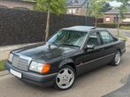 Mercedes-Benz W124 300D 1991 / Unieke Wagen / 182.000 KM, Auto's, Voorwielaandrijving, Stof, Zwart, Bedrijf