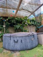 Jacuzzi Intex 6p greywood, Ophalen, Gebruikt, Afdekzeil, Opblaasbaar