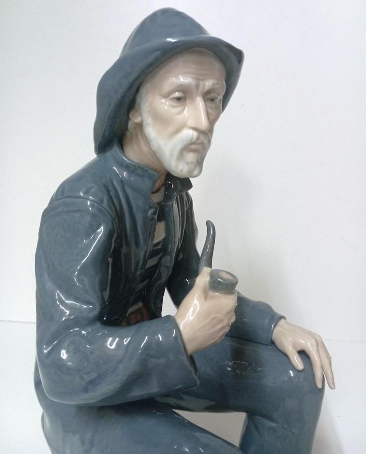 oud LLADRO beeld NAO visserman 38 cm puntgaaf, Antiek en Kunst, Antiek | Porselein, Ophalen of Verzenden