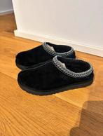 Uggs Tasman black, Verzenden, Zo goed als nieuw, Instappers, Zwart