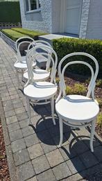 Thonet-stoelen - 100 jaar oud, Ophalen