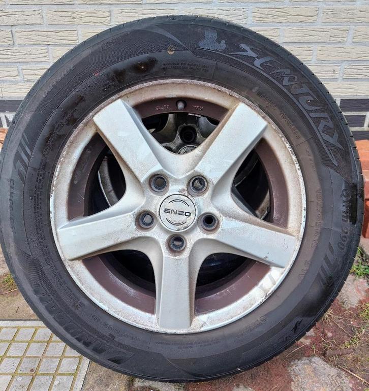 Autobanden, zomerbanden 4 stuks + gratis reservewiel., Auto-onderdelen, Banden en Velgen, Band(en), Zomerbanden, 15 inch, 195 mm