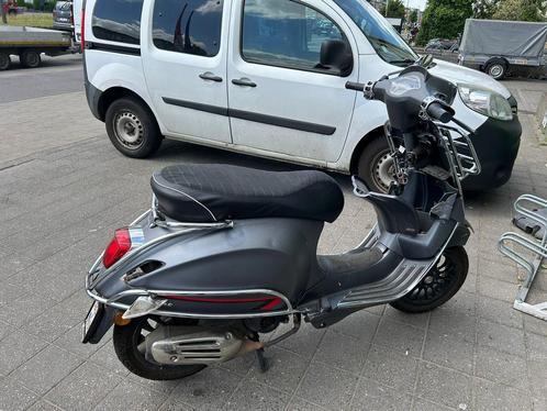 Vespa Sprint Te Koop – Voor Herstelling of Onderdelen, Fietsen en Brommers, Scooters | Vespa, Zo goed als nieuw, Vespa S, Klasse B (45 km/u)