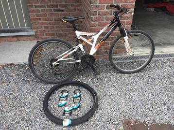 VTT full suspendu 26 pouces enfant 10-14 ans beschikbaar voor biedingen