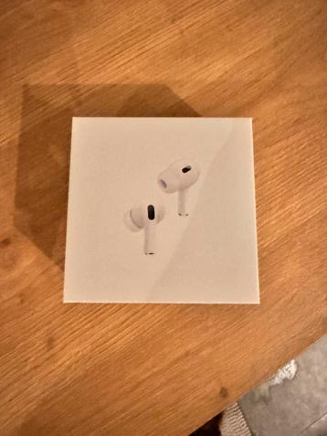 Apple airpods pro 2 usb-c beschikbaar voor biedingen