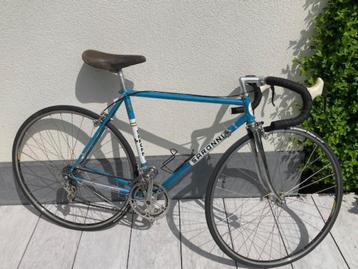 Retro koersfiets beschikbaar voor biedingen