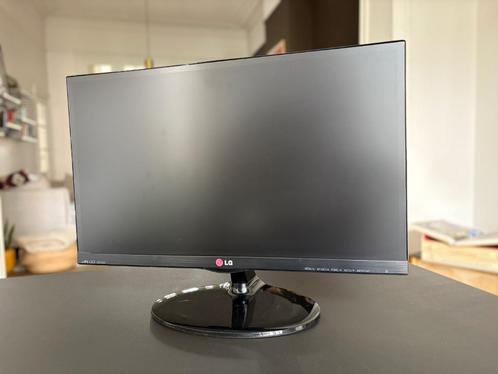 LG IPS LED monitor 22 inch, Computers en Software, Monitoren, Zo goed als nieuw, 61 t/m 100 Hz, DVI, HDMI, VGA, IPS, HD, 3 tot 5 ms