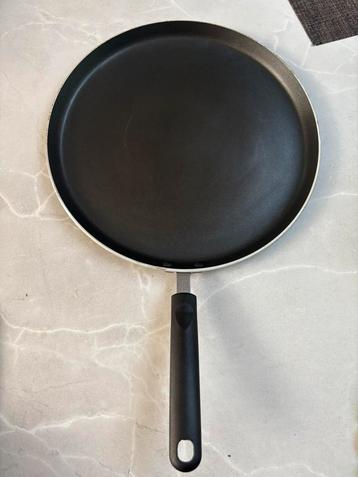 Grote pannenkoekenpan Pyrex 32cm beschikbaar voor biedingen