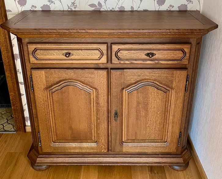Hoog dressoir compleet massief eiken uit 2009, Huis en Inrichting, Kasten | Buffetkasten, Zo goed als nieuw, 100 tot 150 cm, 100 tot 150 cm