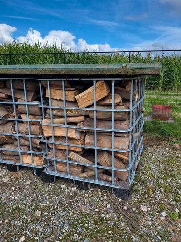 Bois de chauffage mélangé par bac 