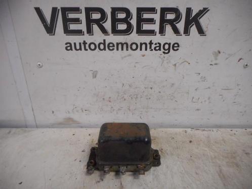 RELAIS Mercedes-Benz Ponton 219 (W105) M180 II (01-1957/-), Auto-onderdelen, Elektronica en Kabels, Mercedes-Benz, Gebruikt