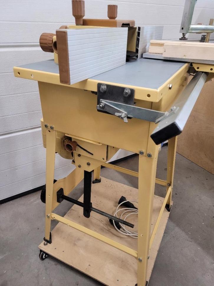 Scheppach HF33 stationaire freesmachine 220 volt, Doe-het-zelf en Bouw, Gereedschap | Freesmachines, Zo goed als nieuw, Elektrisch